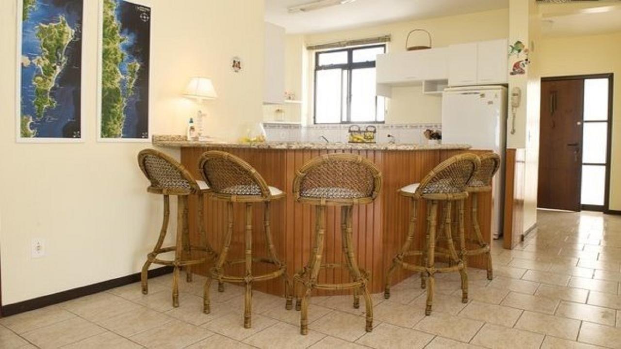 Апартаменты Linda Cobertura Frente Mar Com Piscina Privativa E Pe Na Areia! Флорианополис Экстерьер фото